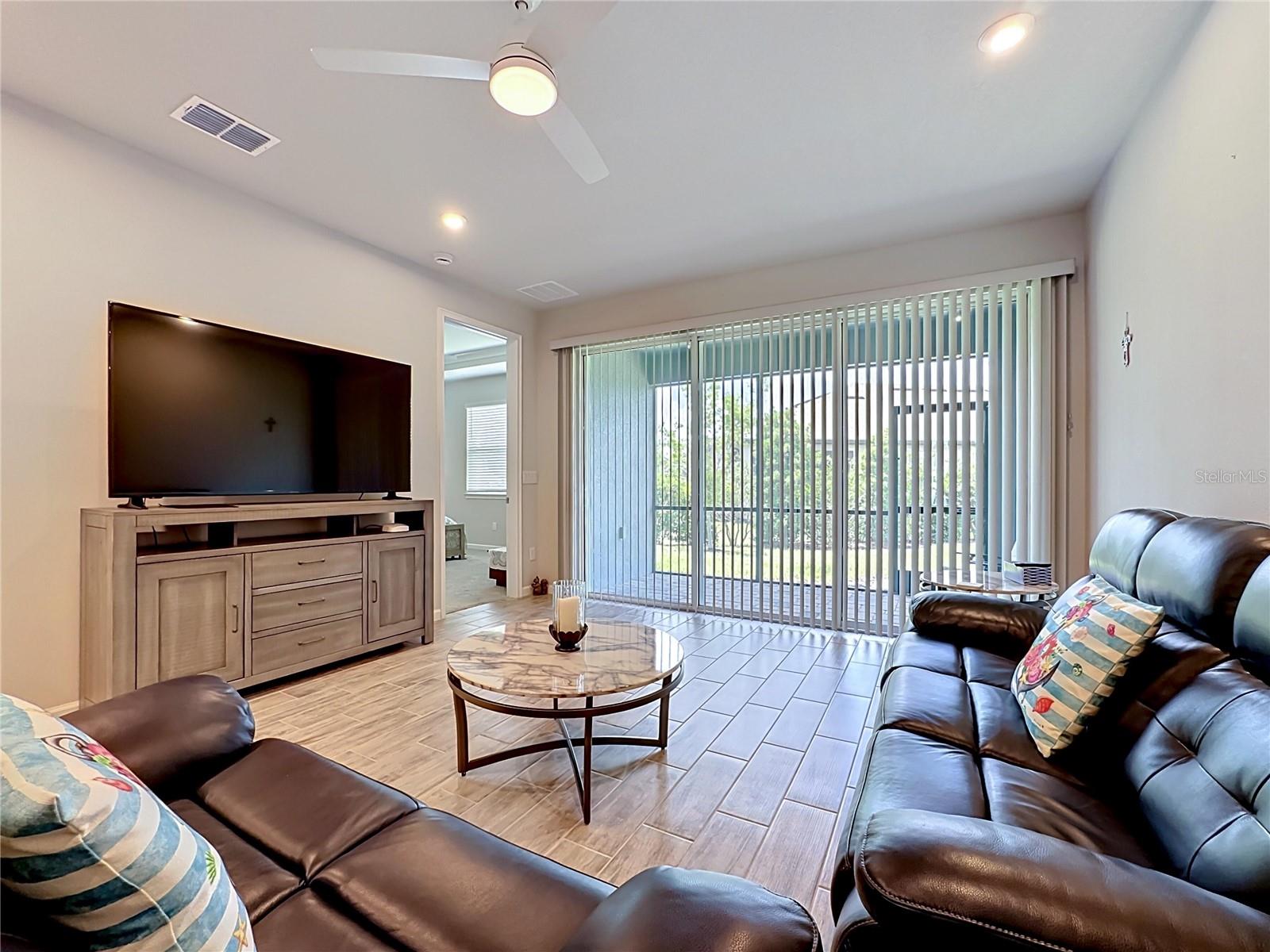 3775 MAXWELL PARK DR #3775, SUN CITY CENTER, FL, 33573