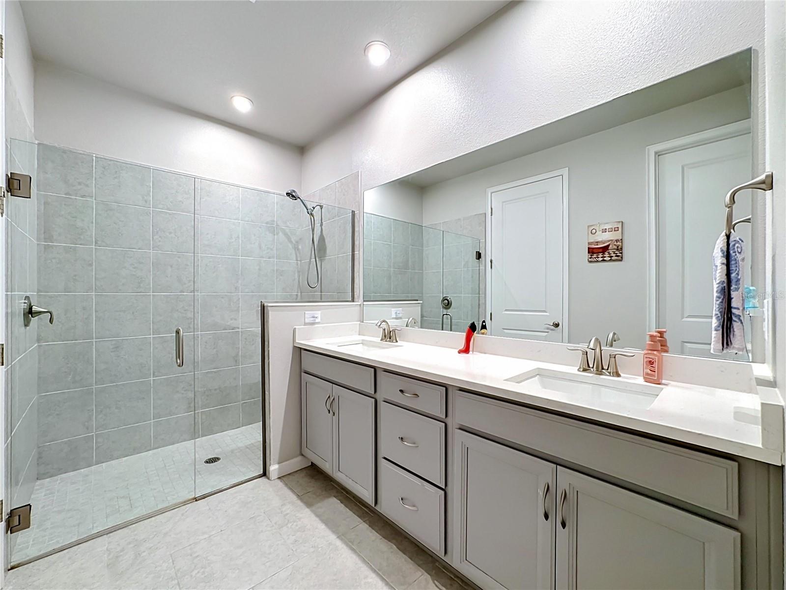 3775 MAXWELL PARK DR #3775, SUN CITY CENTER, FL, 33573
