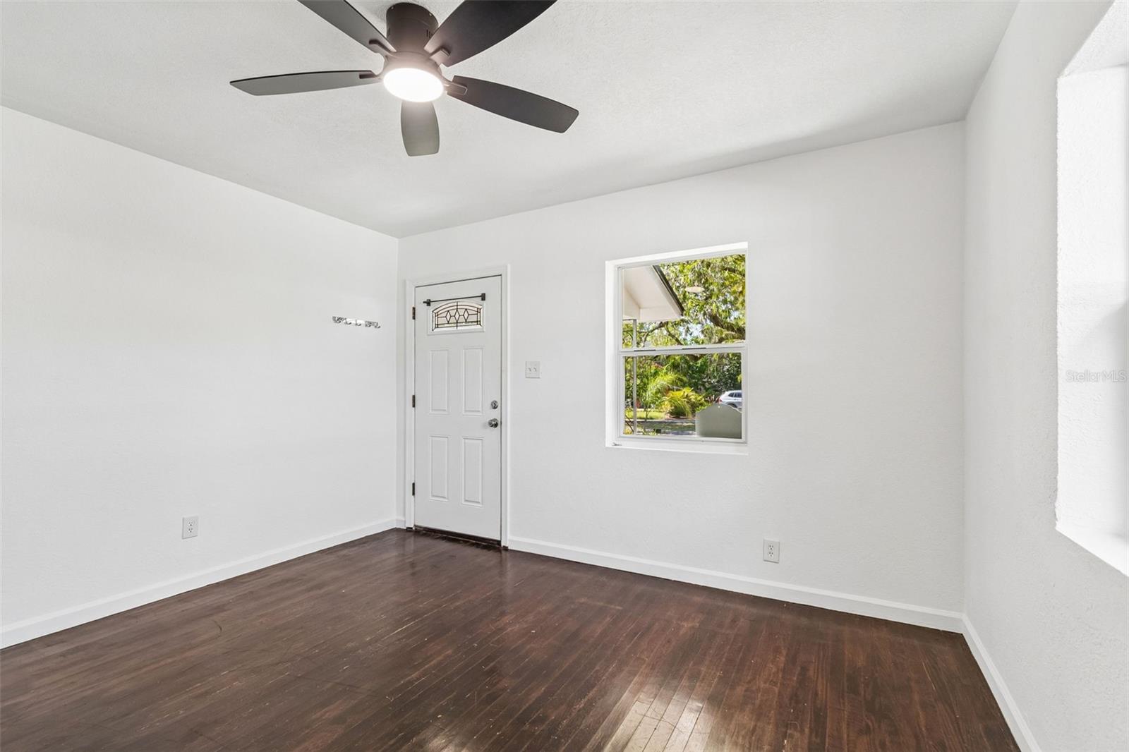 3737 BURLINGTON AVE N, ST PETERSBURG, FL, 33713