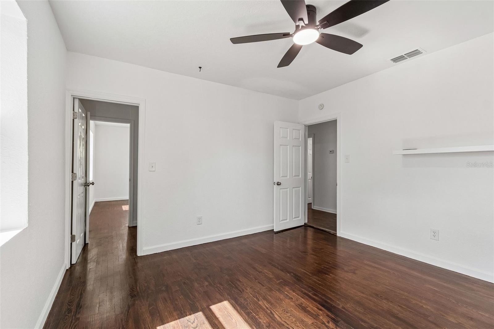 3737 BURLINGTON AVE N, ST PETERSBURG, FL, 33713