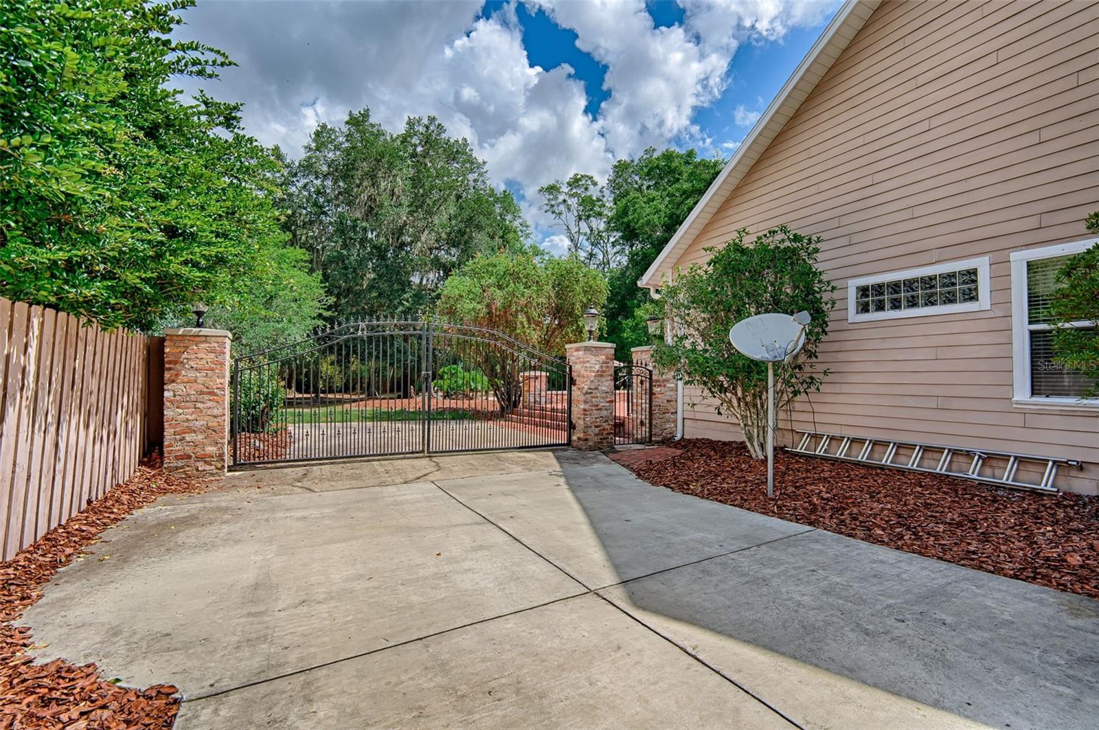 12208 SW 9TH AVE, NEWBERRY, FL, 32669