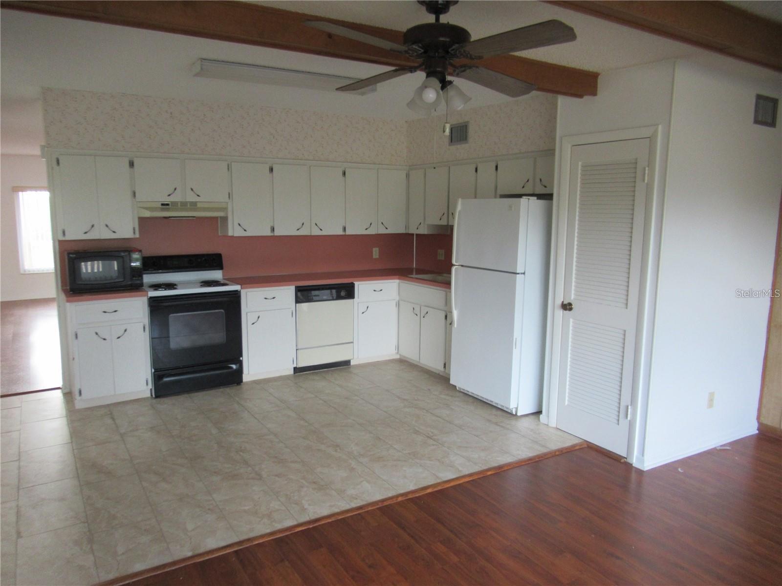 2286 NORWEGIAN #66, CLEARWATER, FL, 33763