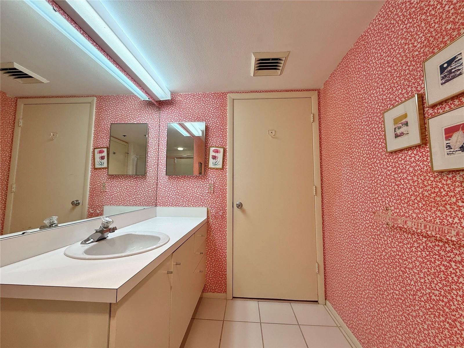 1135 GULF OF MEXICO DR #505, LONGBOAT KEY, FL, 34228