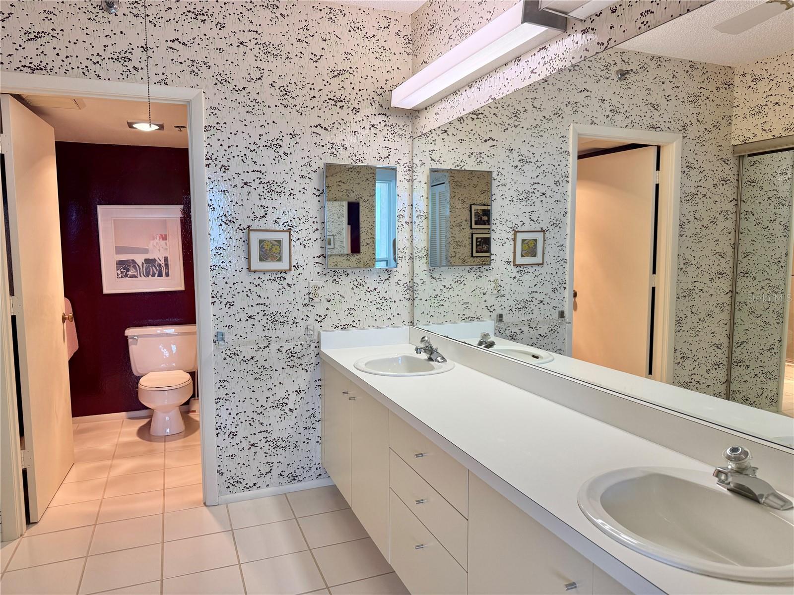 1135 GULF OF MEXICO DR #505, LONGBOAT KEY, FL, 34228