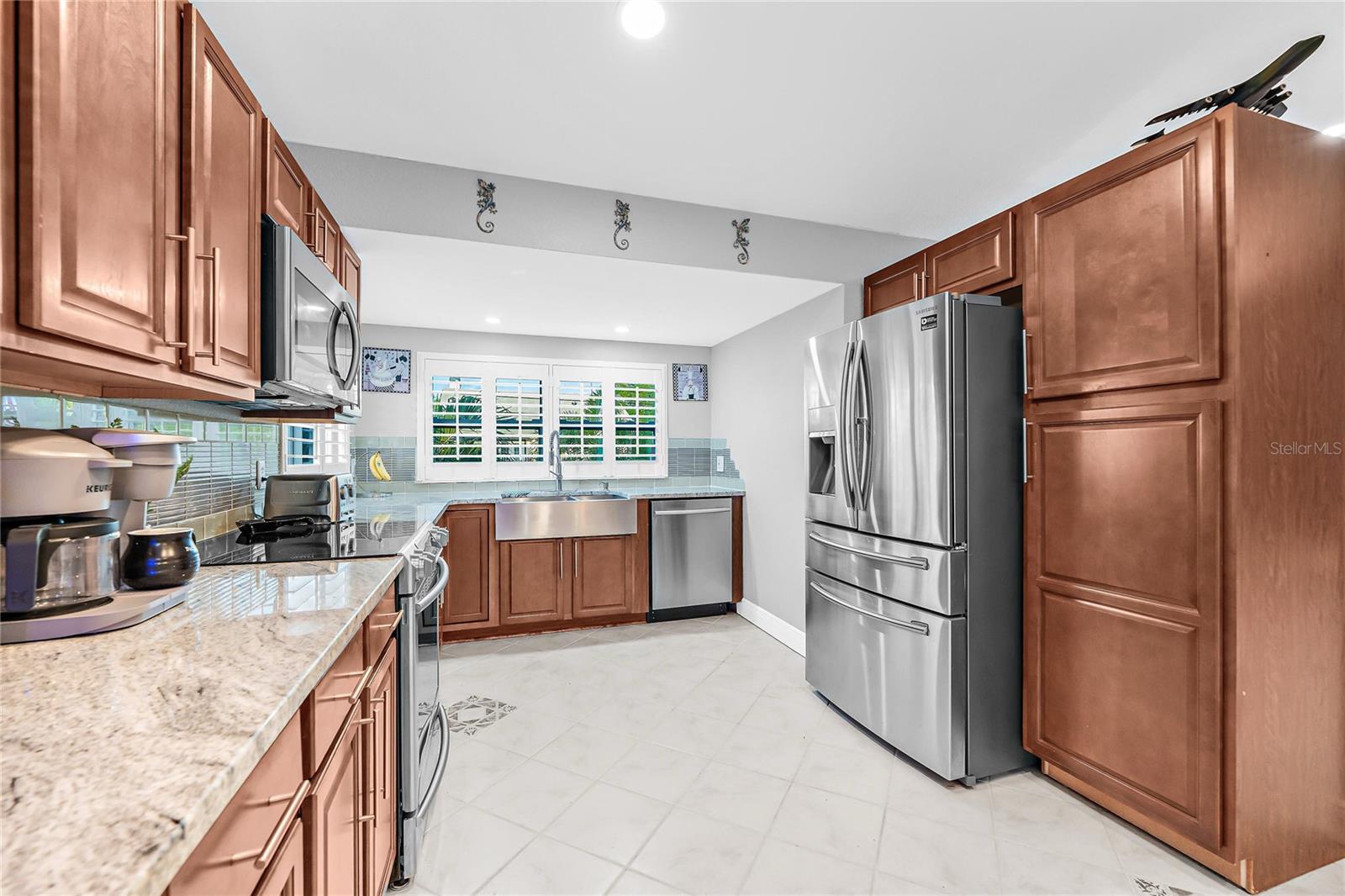 201 LAGOON DR, PALM HARBOR, FL, 34683