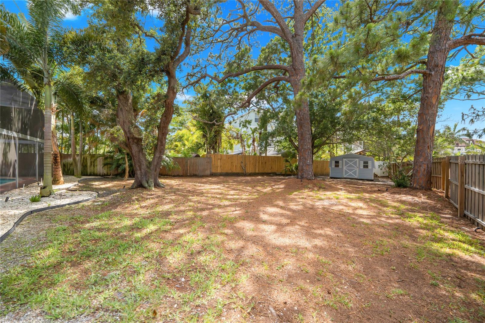 201 LAGOON DR, PALM HARBOR, FL, 34683