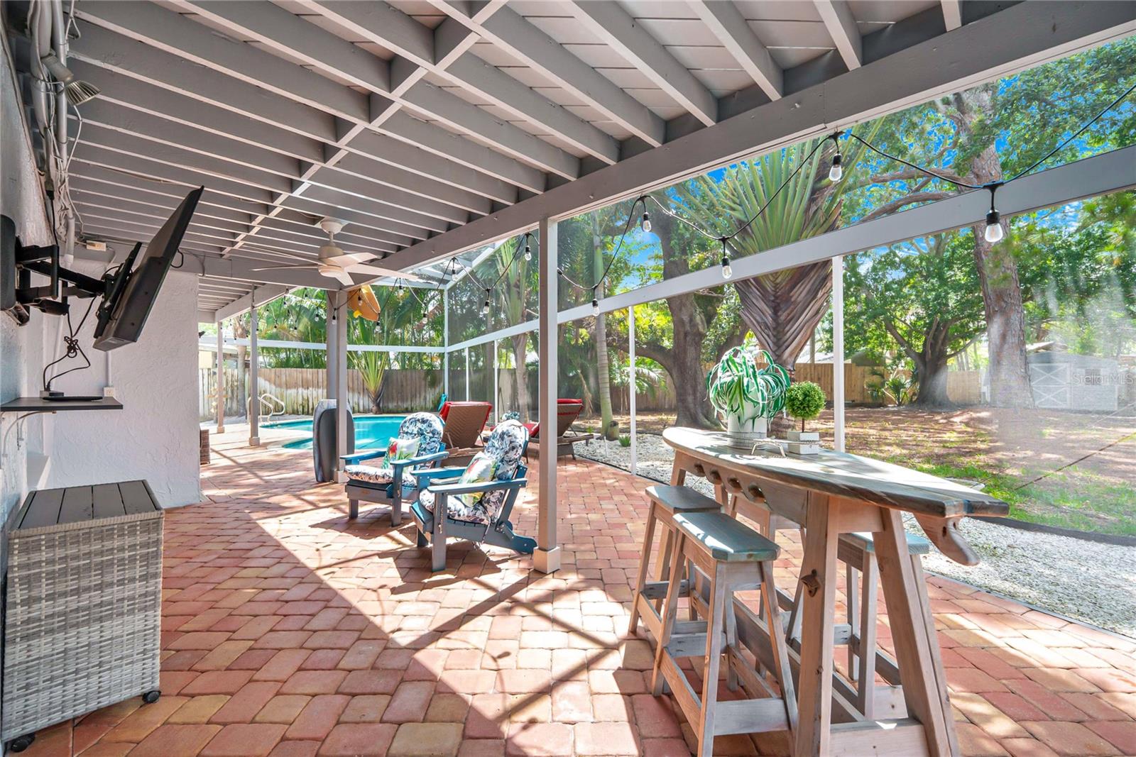 201 LAGOON DR, PALM HARBOR, FL, 34683