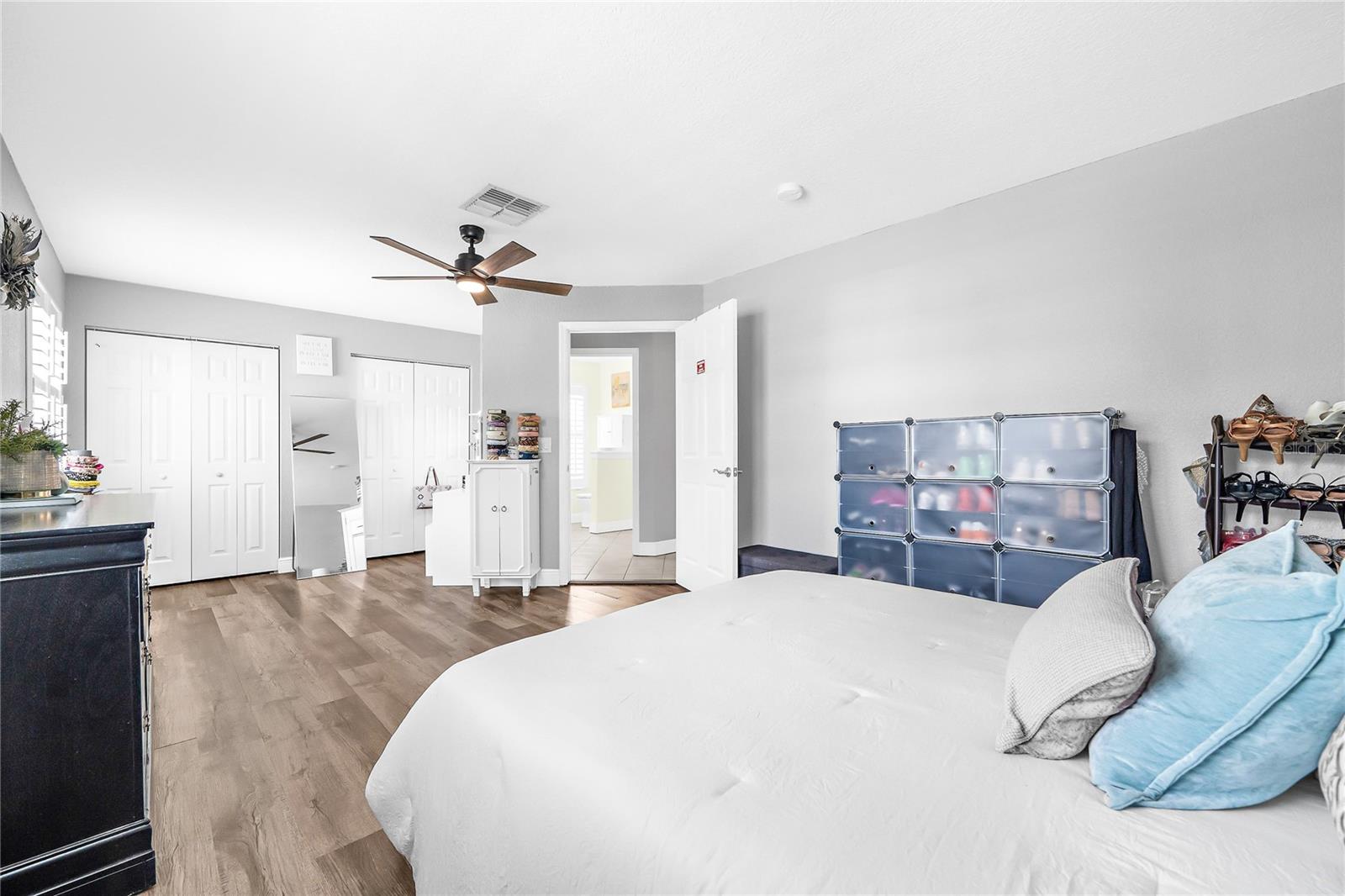 201 LAGOON DR, PALM HARBOR, FL, 34683