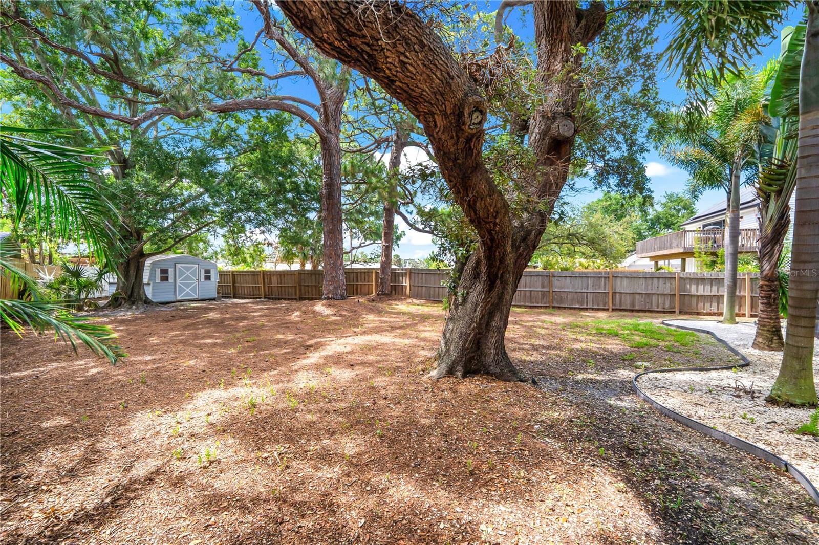 201 LAGOON DR, PALM HARBOR, FL, 34683