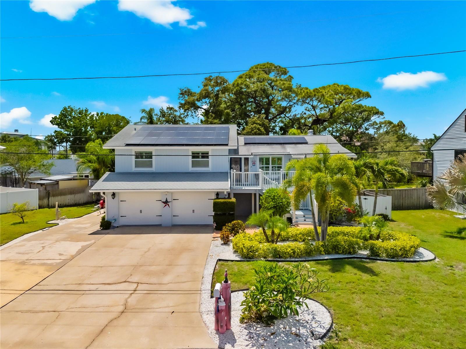 201 LAGOON DR, PALM HARBOR, FL, 34683