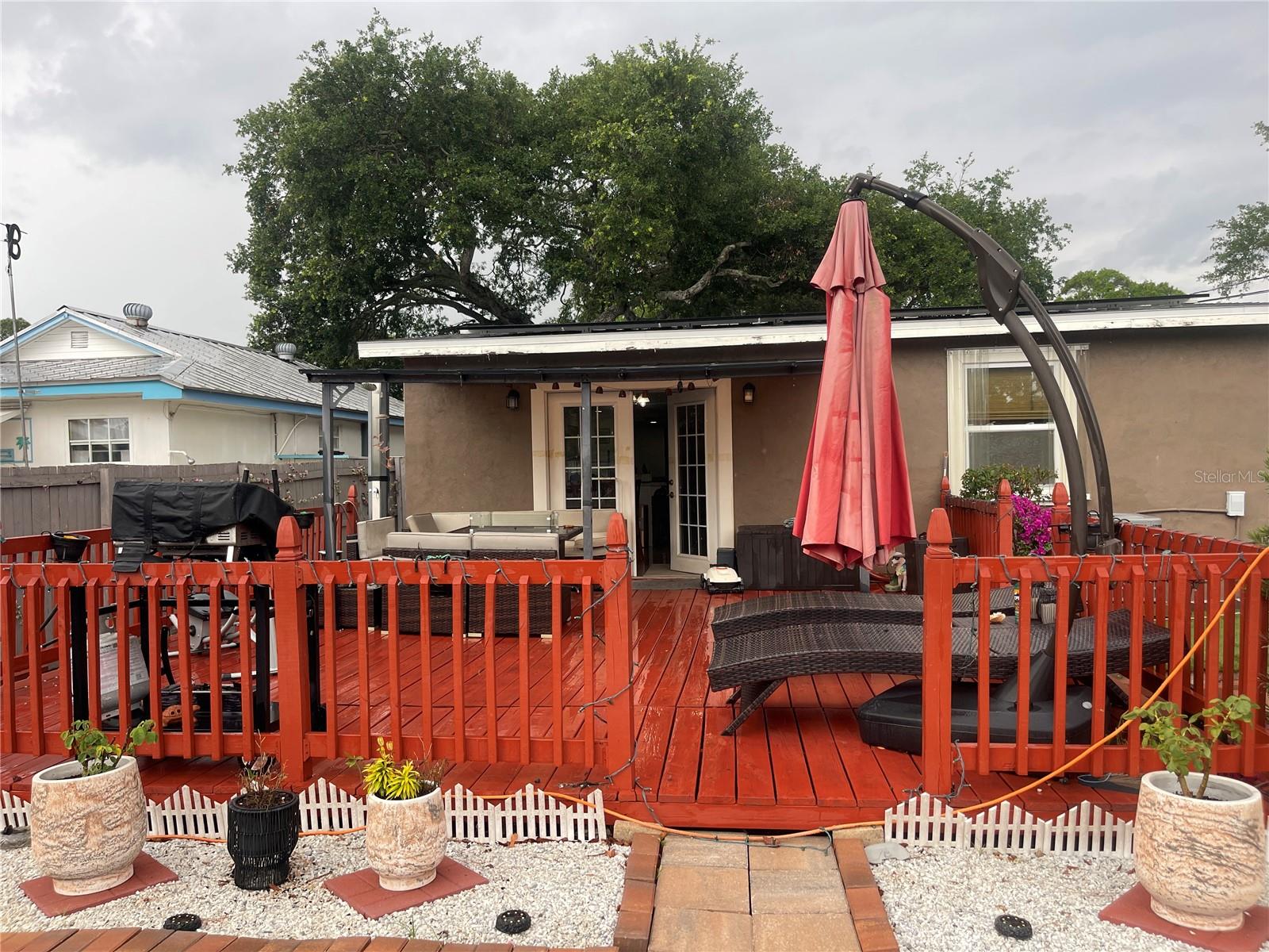 8002 48TH AVE N, ST PETERSBURG, FL, 33709