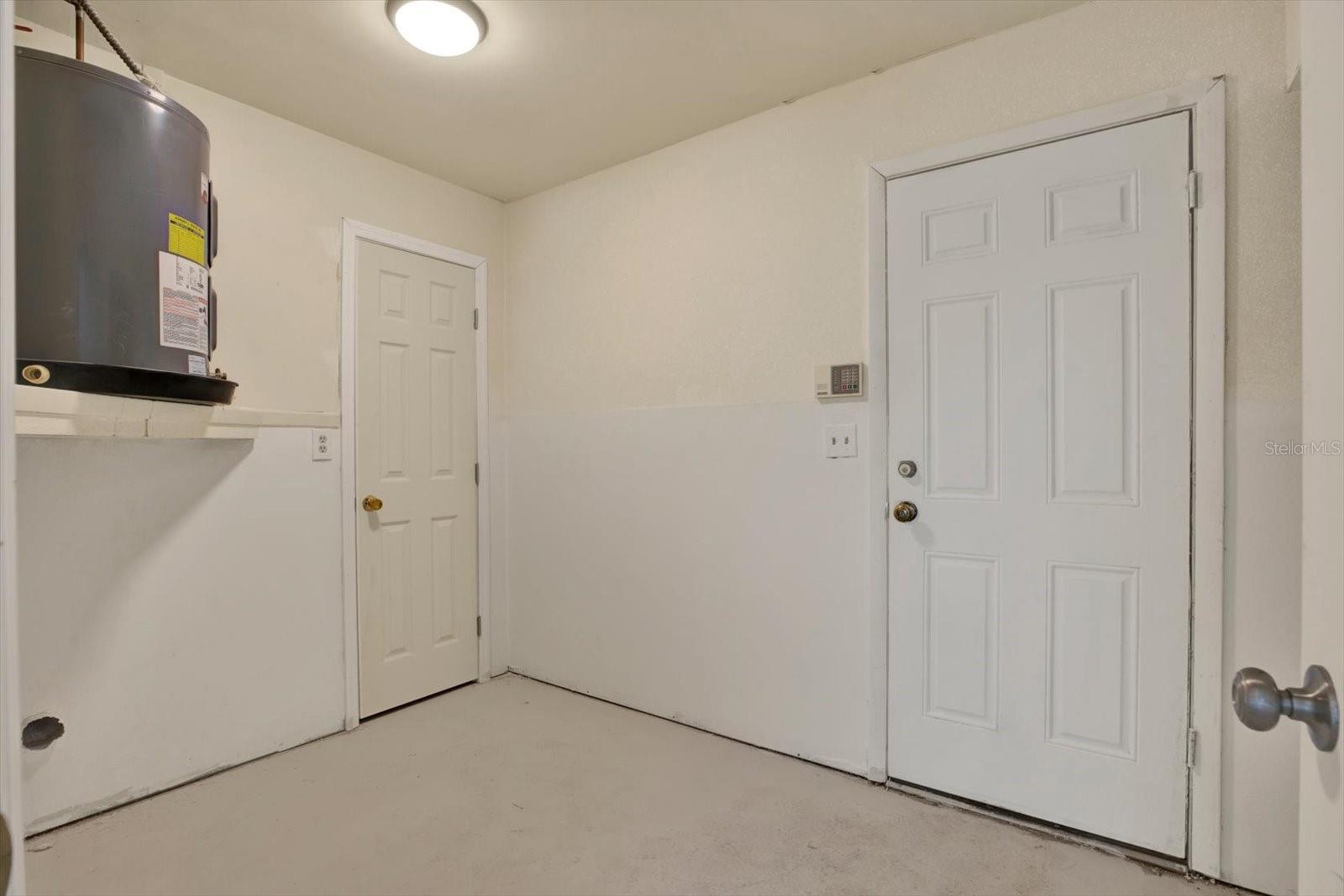 4420 MARINE PKWY, NEW PORT RICHEY, FL, 34652