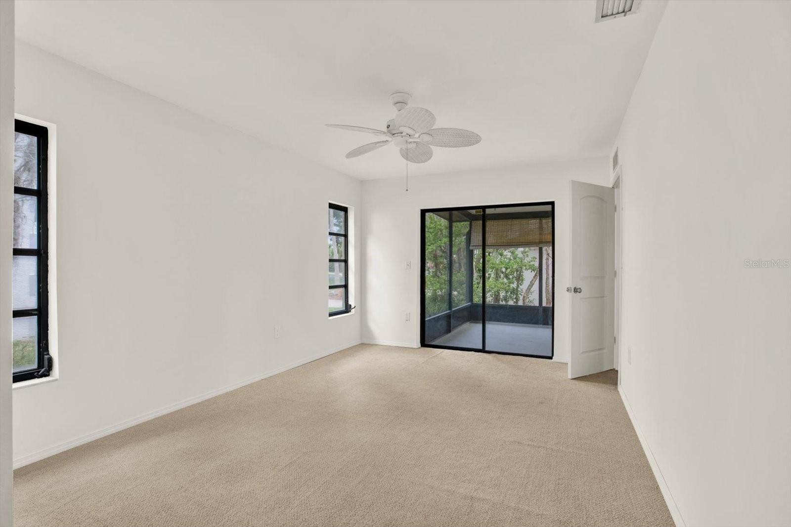4420 MARINE PKWY, NEW PORT RICHEY, FL, 34652