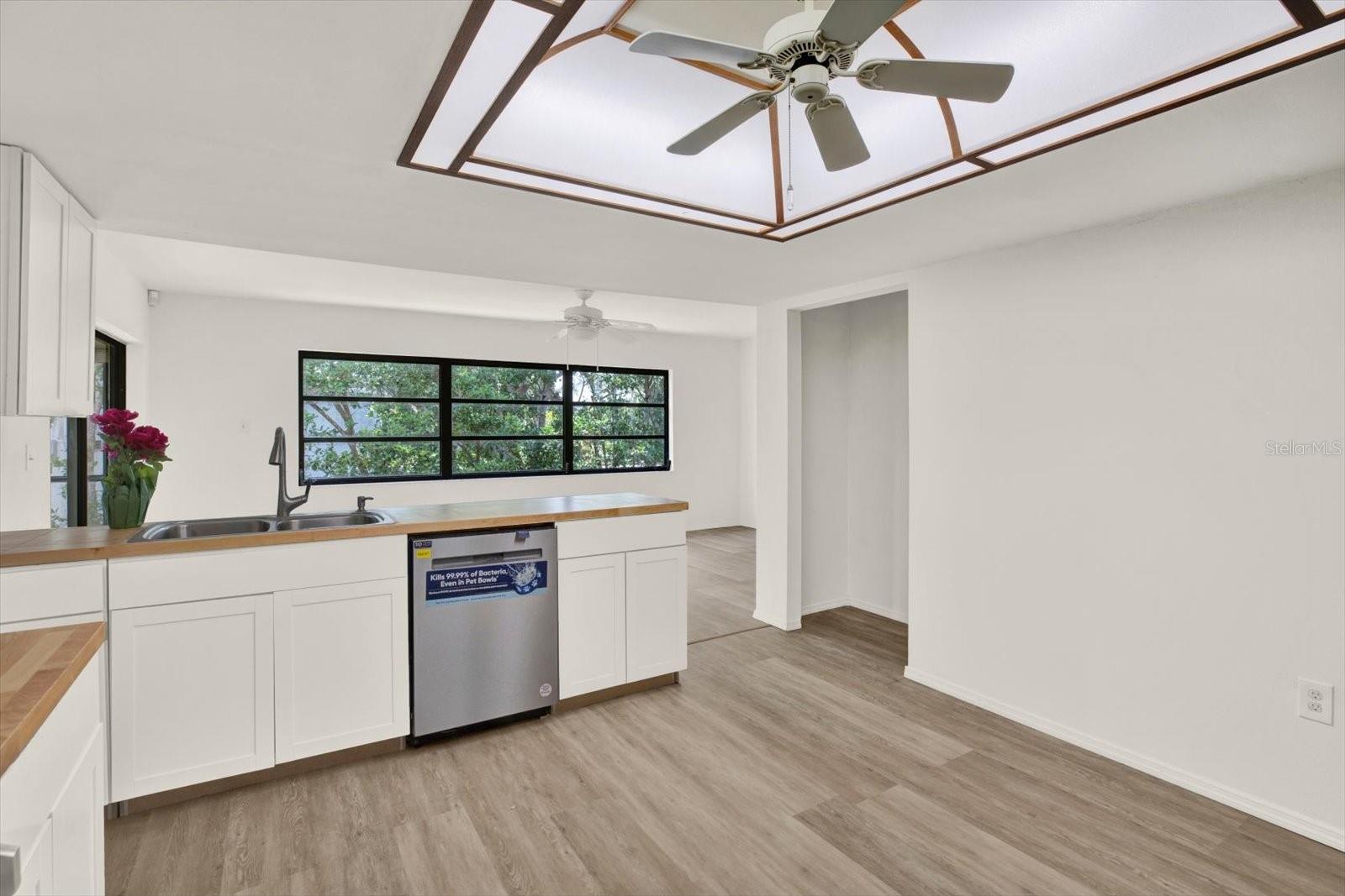 4420 MARINE PKWY, NEW PORT RICHEY, FL, 34652
