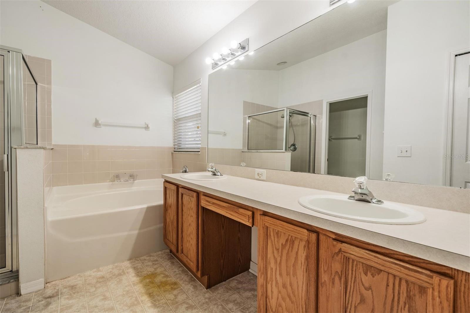 4940 WOODMERE RD, LAND O LAKES, FL, 34639