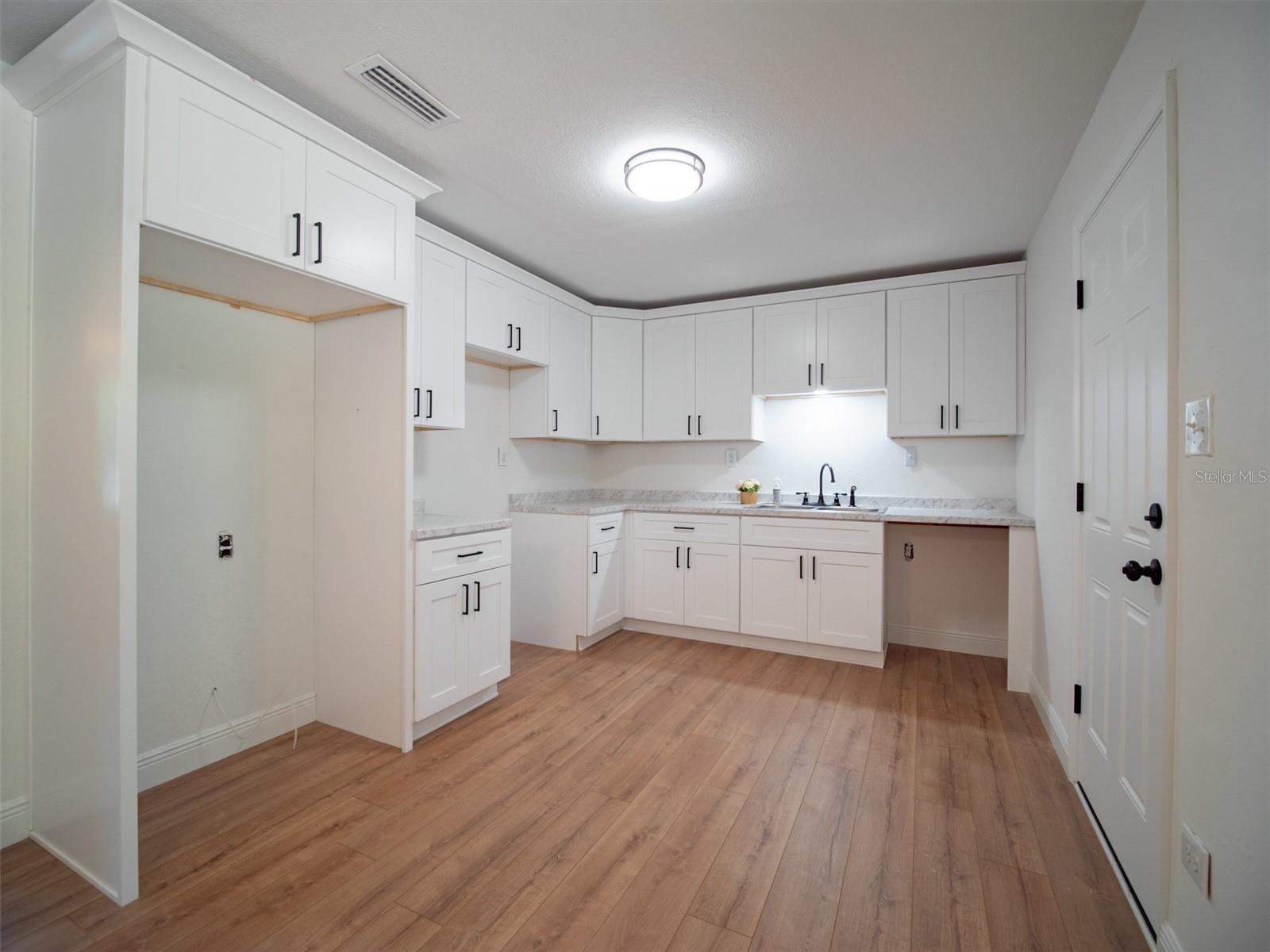 1408 6TH ST NW, LIVE OAK, FL, 32060