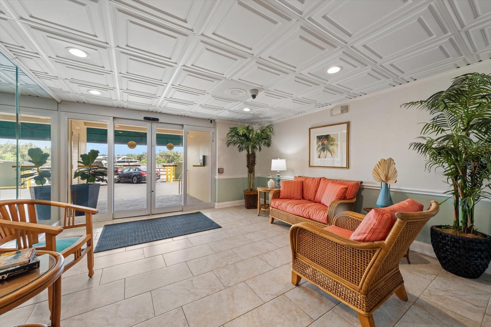 100 BLUFF VIEW DR #506C, BELLEAIR BLUFFS, FL, 33770