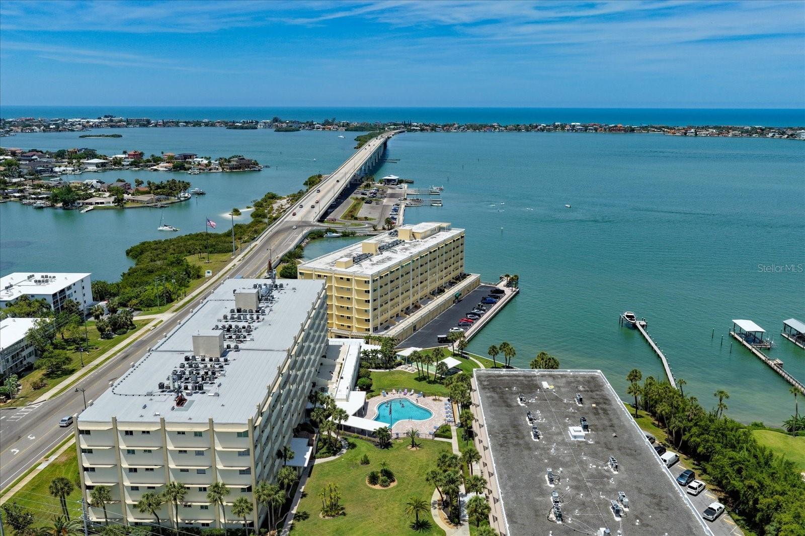 100 BLUFF VIEW DR #506C, BELLEAIR BLUFFS, FL, 33770