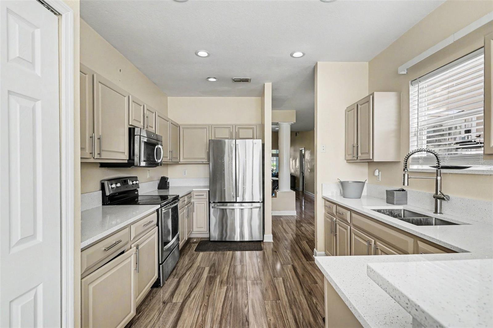1740 SAINT TROPEZ CT, KISSIMMEE, FL, 34744