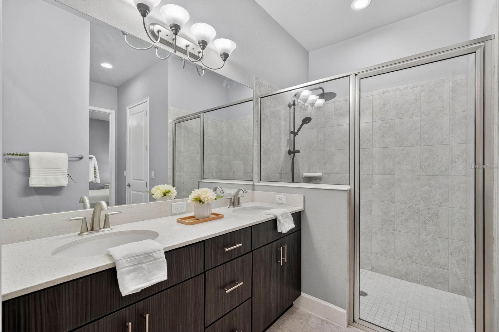823 PINEWOOD DR, ORMOND BEACH, FL, 32174
