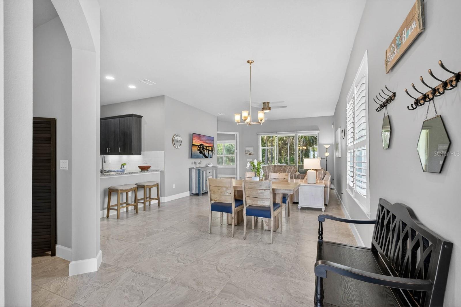 823 PINEWOOD DR, ORMOND BEACH, FL, 32174