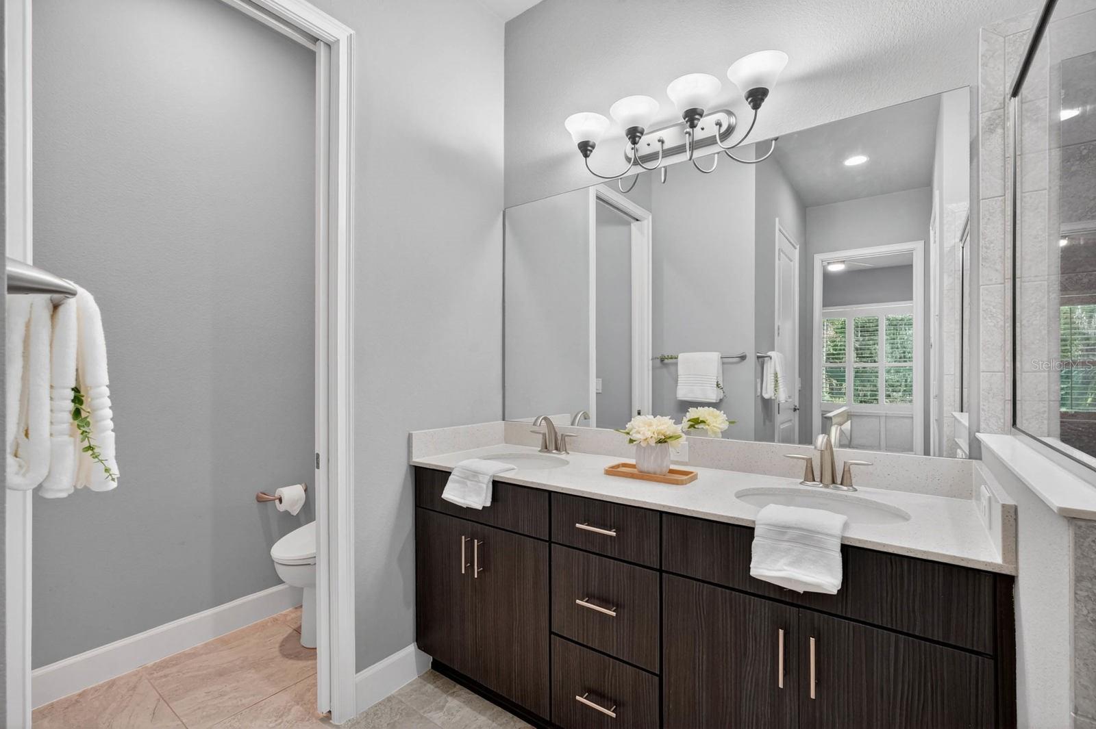 823 PINEWOOD DR, ORMOND BEACH, FL, 32174