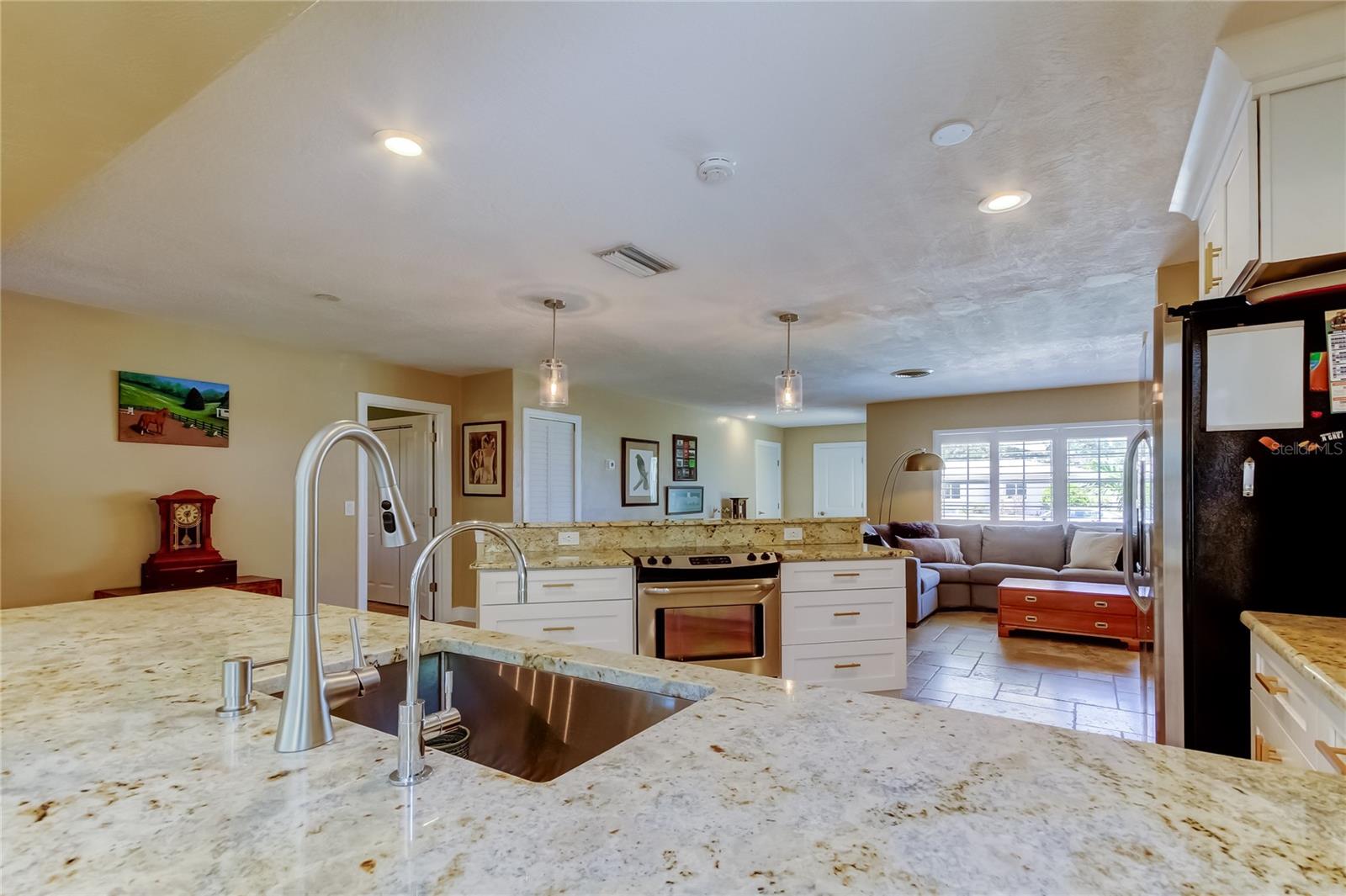 4174 14TH LN NE, ST PETERSBURG, FL, 33703