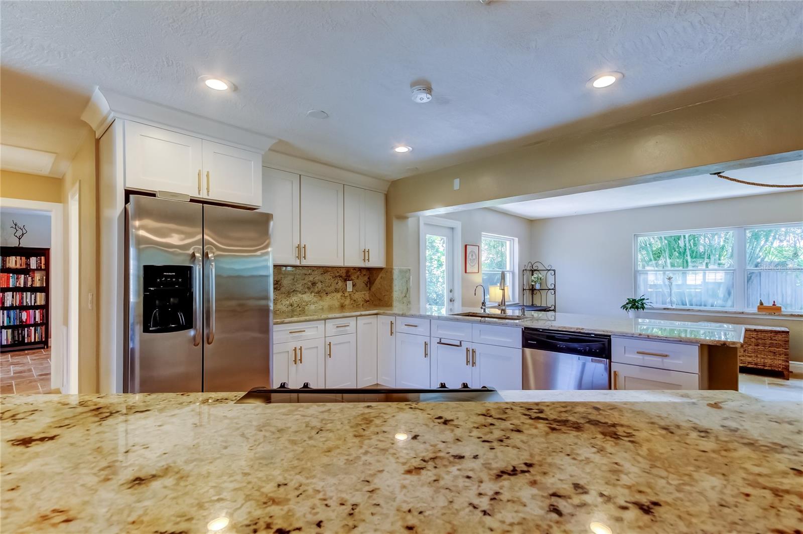 4174 14TH LN NE, ST PETERSBURG, FL, 33703
