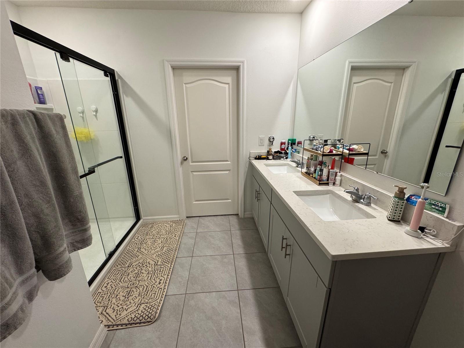 325 CHARLES DR, DELAND, FL, 32724