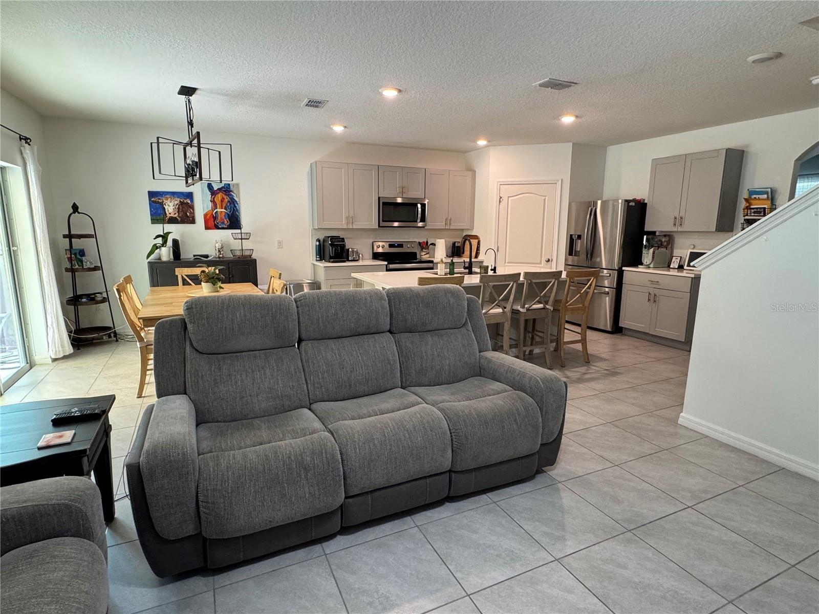 325 CHARLES DR, DELAND, FL, 32724