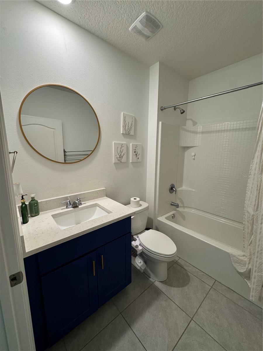 325 CHARLES DR, DELAND, FL, 32724