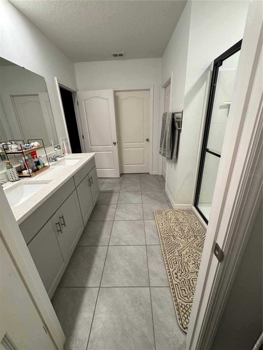 325 CHARLES DR, DELAND, FL, 32724