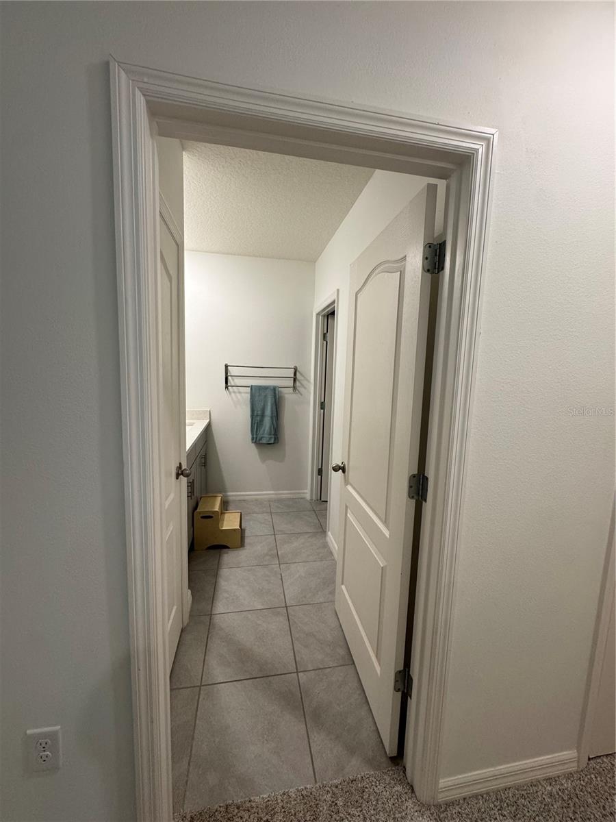 325 CHARLES DR, DELAND, FL, 32724