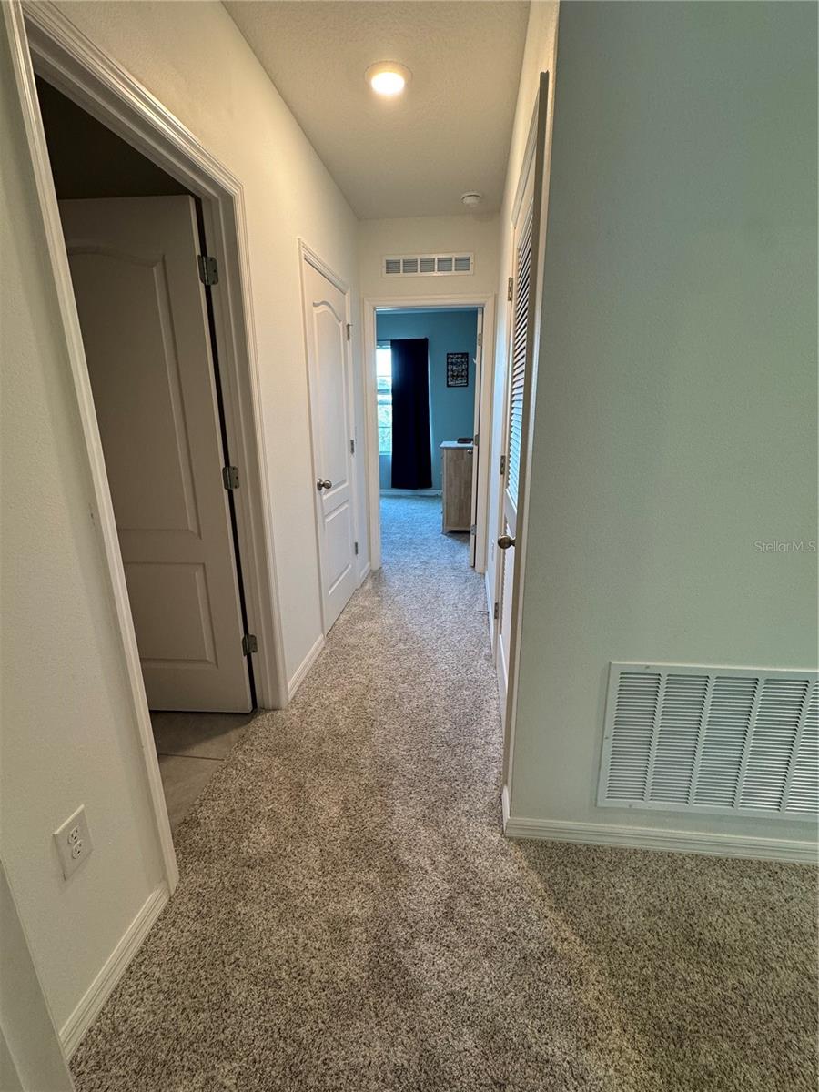 325 CHARLES DR, DELAND, FL, 32724
