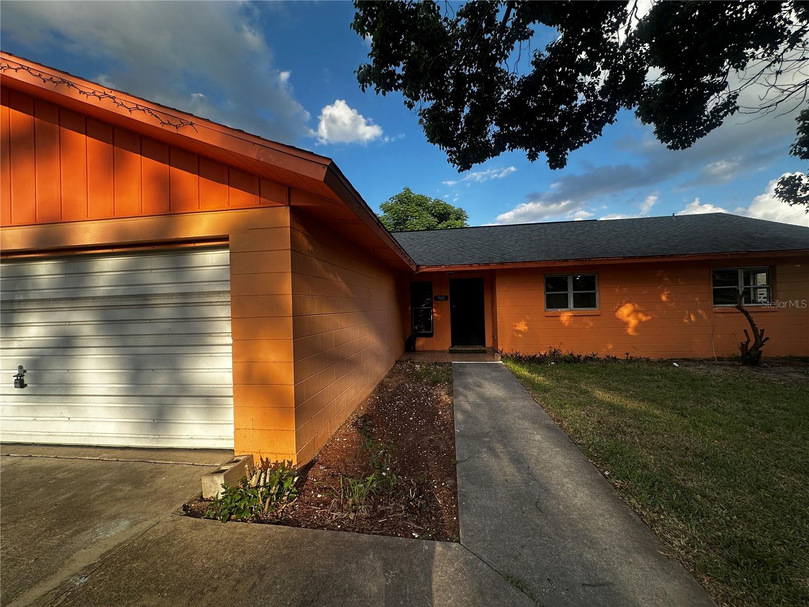 708 BAHIA CIR, OCALA, FL, 34472