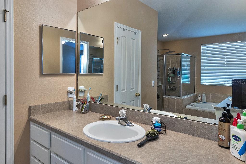 9932 RIVERCHASE DR, NEW PORT RICHEY, FL, 34655