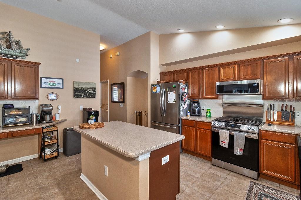 9932 RIVERCHASE DR, NEW PORT RICHEY, FL, 34655