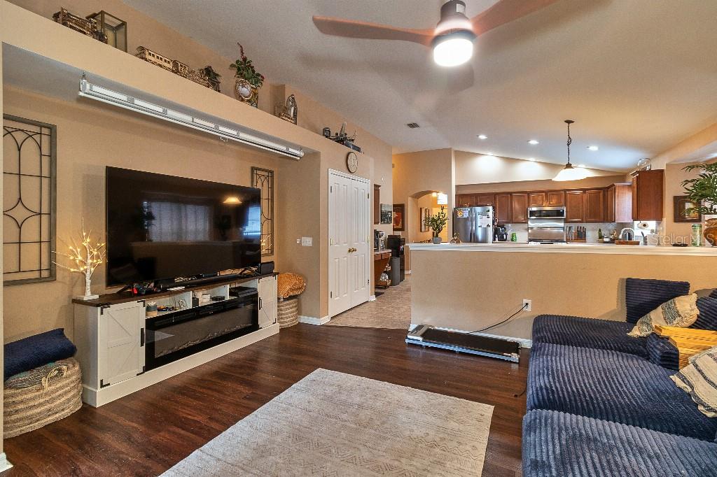 9932 RIVERCHASE DR, NEW PORT RICHEY, FL, 34655