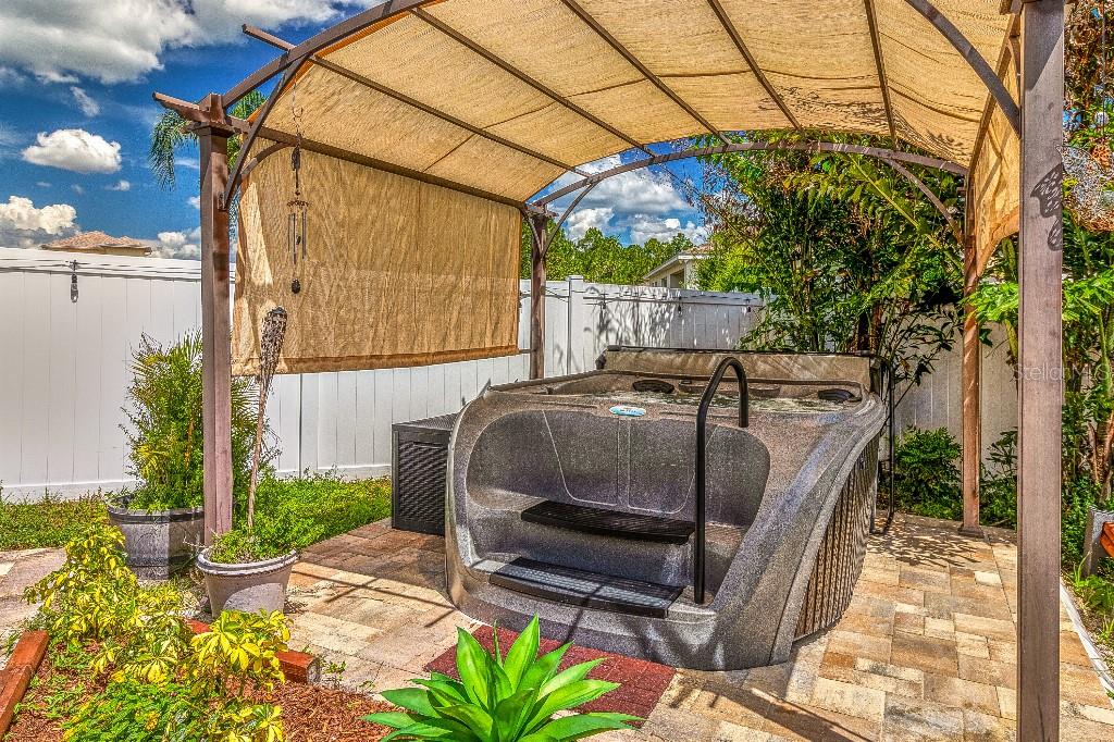 9932 RIVERCHASE DR, NEW PORT RICHEY, FL, 34655
