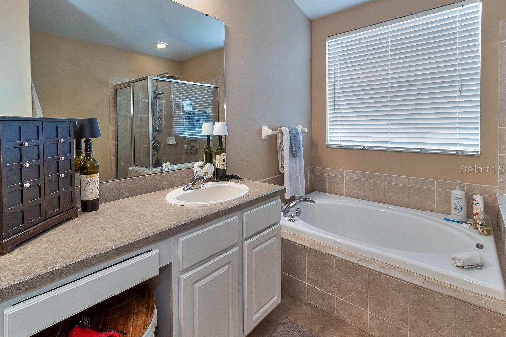 9932 RIVERCHASE DR, NEW PORT RICHEY, FL, 34655