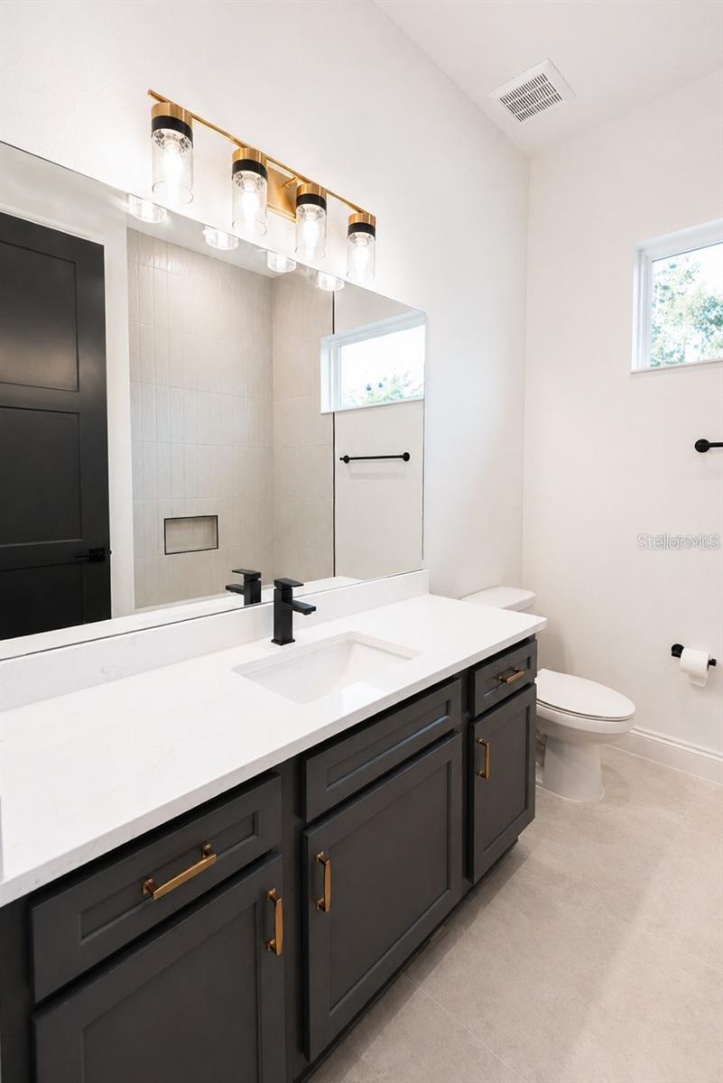68 ERIC DR, PALM COAST, FL, 32164