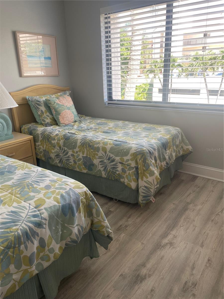 5724 LA PUERTA DEL SOL BLVD #248, ST PETERSBURG, FL, 33715