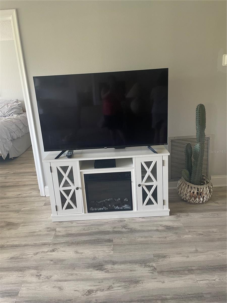 5724 LA PUERTA DEL SOL BLVD #248, ST PETERSBURG, FL, 33715