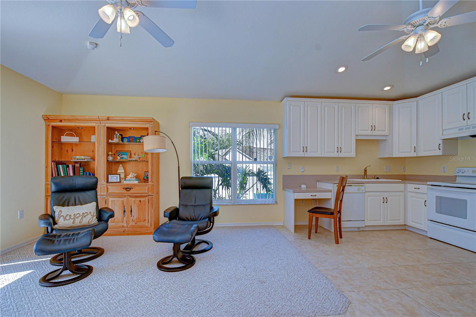 4609 COMPASS OAKS DR, VALRICO, FL, 33596