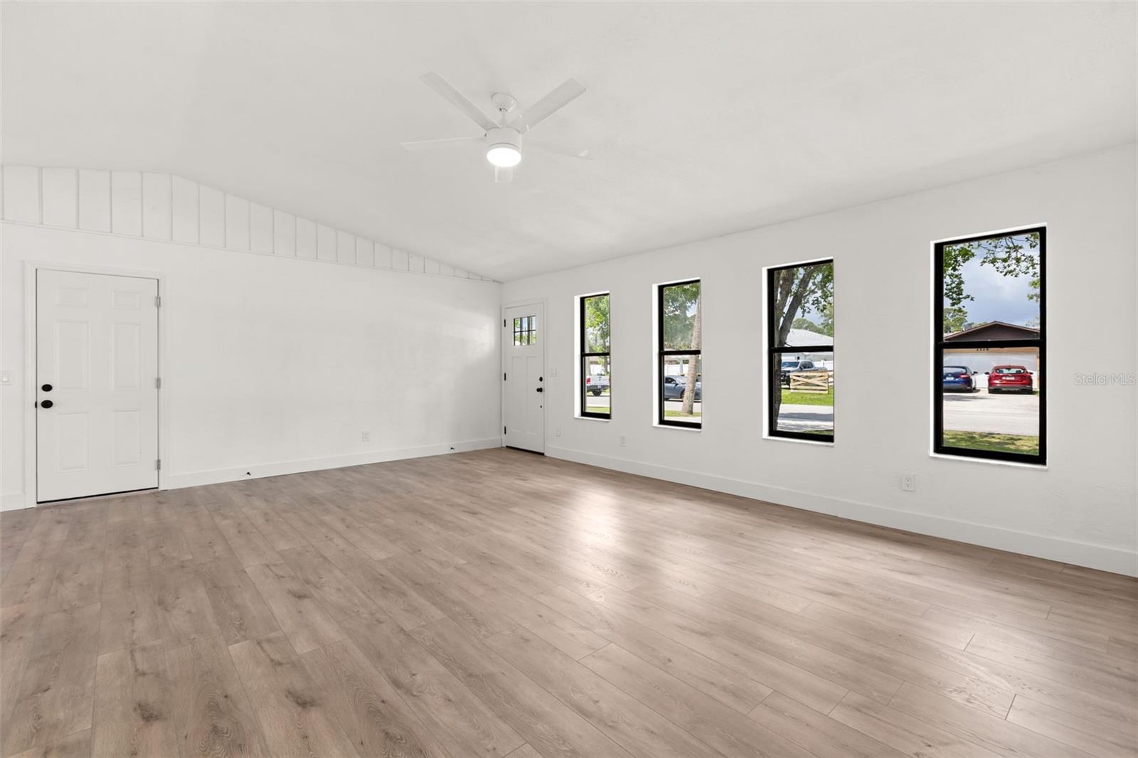 2527 SABAL PALM DR, EDGEWATER, FL, 32141