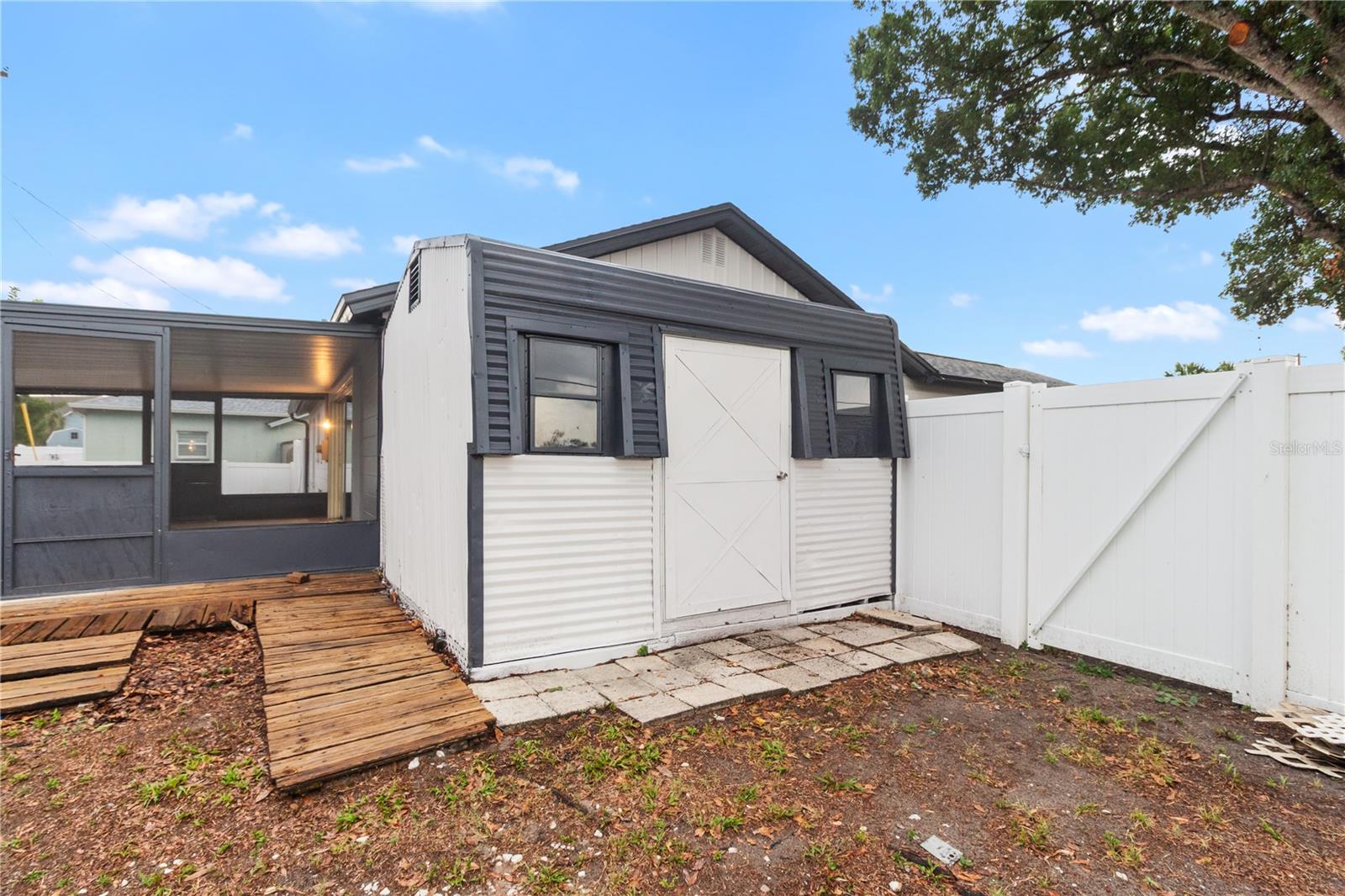 217 FRANCIS DR, APOLLO BEACH, FL, 33572