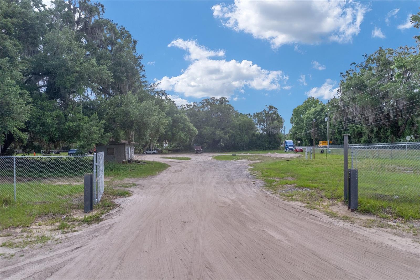 1751 E HIGHWAY 329, CITRA, FL, 32113