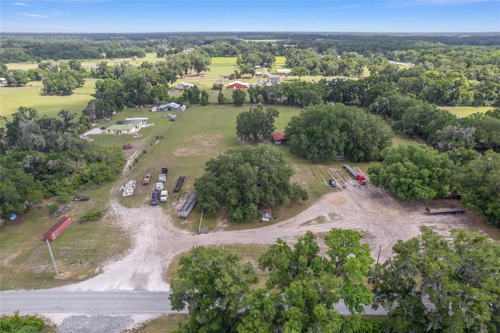 1751 E HIGHWAY 329, CITRA, FL, 32113
