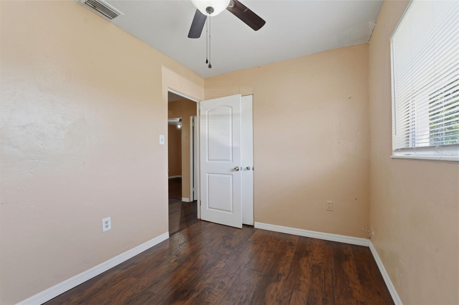 3235 EMERSON AVE S, ST PETERSBURG, FL, 33712