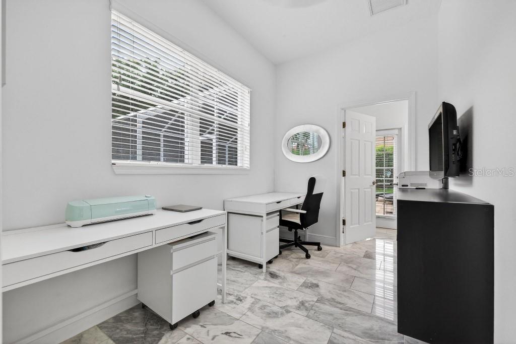 17912 ARBOR HAVEN DR, TAMPA, FL, 33647